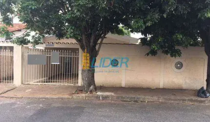 Casa à venda, 3 quartos, 3 vagas, Santa Mônica - Uberlândia/MG