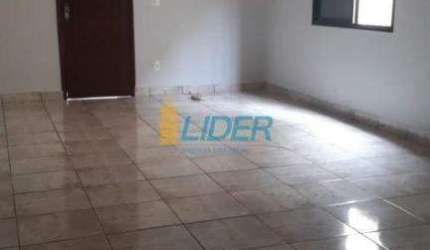 Casa à venda, 3 quartos, 1 suíte, 4 vagas, CIDADE JARDIM - Uberlândia/MG