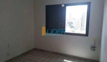 Apartamento à venda, 4 quartos, 2 suítes, 2 vagas, Osvaldo Rezende - Uberlândia/MG