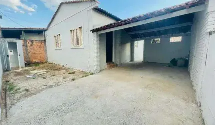 Casa à venda, 2 quartos, 1 suíte, 2 vagas, Jaraguá - Uberlândia/MG