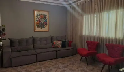 Casa à venda, 4 quartos, 1 suíte, 2 vagas, CIDADE JARDIM - Uberlândia/MG