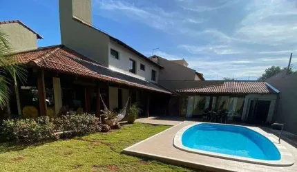Casa à venda, 4 quartos, 2 suítes, 8 vagas, MORADA DA COLINA - Uberlândia/MG