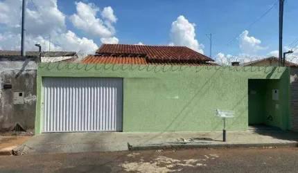 Casa à venda, 3 quartos, 2 vagas, JARDIM CANAA - Uberlândia/MG