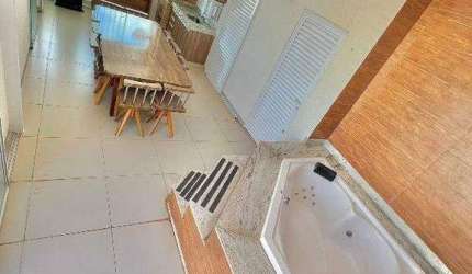 Cobertura à venda, 4 quartos, 2 suítes, 2 vagas, Santa Mônica - Uberlândia/MG