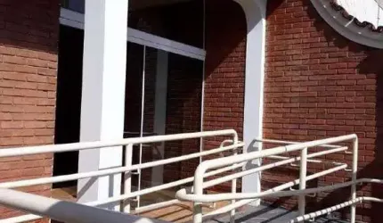 Casa para aluguel, 3 quartos, 1 suíte, 1 vaga, NOSSA SENHORA APARECIDA - Uberlândia/MG