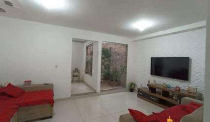 Casa à venda, 3 quartos, 1 suíte, 2 vagas, GRANADA - Uberlândia/MG