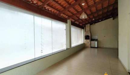 Casa à venda, 2 quartos, 1 suíte, 2 vagas, CIDADE JARDIM - Uberlândia/MG