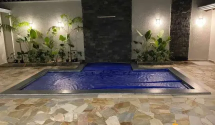 Casa à venda, 4 quartos, 2 suítes, 3 vagas, Jardim Karaíba - Uberlândia/MG