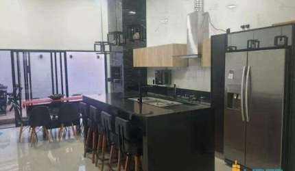 Casa à venda, 3 quartos, 1 suíte, 2 vagas, JARDIM HOLANDA - Uberlândia/MG