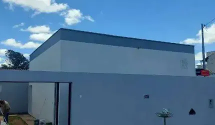 Casa à venda, 3 quartos, 2 vagas, JARDIM CANAA - Uberlândia/MG