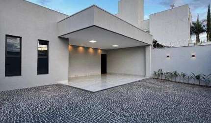 Casa à venda, 3 quartos, 1 suíte, 4 vagas, GRANADA - Uberlândia/MG