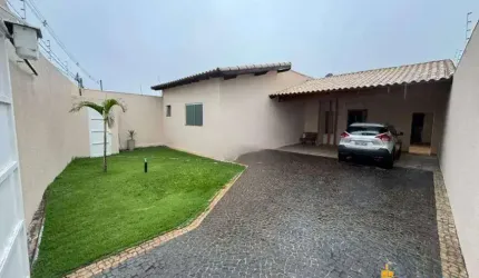 Casa à venda, 3 quartos, 1 suíte, 4 vagas, ALTO UMUARAMA - Uberlândia/MG