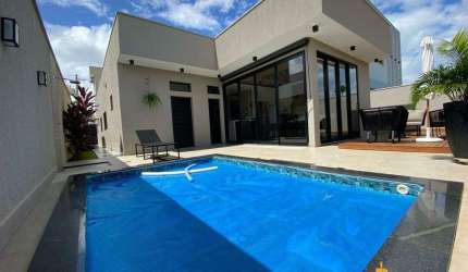 LINDA CASA COM ACABABENTO ALTO PADRÃO NO CONDOMÍNIO SPLENDIDO