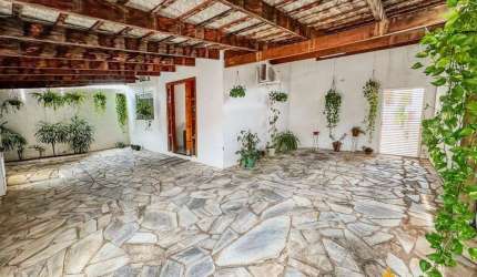 Casa à venda, 3 quartos, 1 suíte, 3 vagas, PAMPULHA - Uberlândia/MG