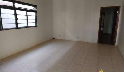 Casa à venda, 6 quartos, 2 suítes, 3 vagas, NOSSA SENHORA APARECIDA - Uberlândia/MG