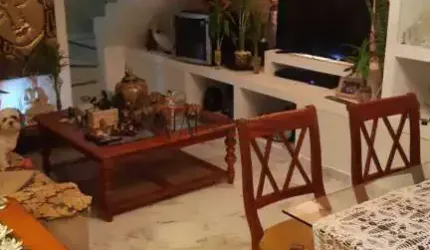 Vendo belíssima casa de vila 04 qtos 01 suite - Anil - Jacarepaguá