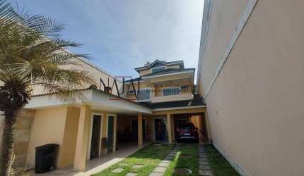 FANTÁSTICA CASA DE 6 QUARTOS NA BARRA DA TIJUCA