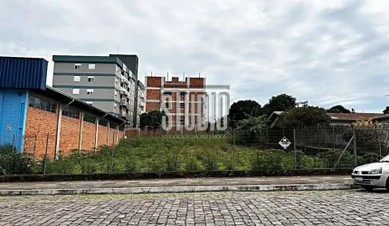 Terreno à venda no Planalto, Carlos Barbosa  por R$ 1.500.000