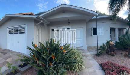 Casa com 4 quartos à venda no Centro, São Vendelino  por R$ 848.000