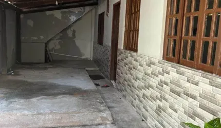 Casa com uma suíte e mais um quarto na Ajuda de Baixo, Macaé-RJ!
