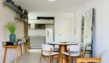 Apartamento de 02 quartos todo mobiliado no Teixeiras