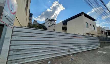 Terreno na rua Américo Lobo Bairu