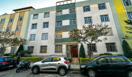 COBERTURA TRIPLEX 4 QUARTOS NO MORRO DA GLORIA