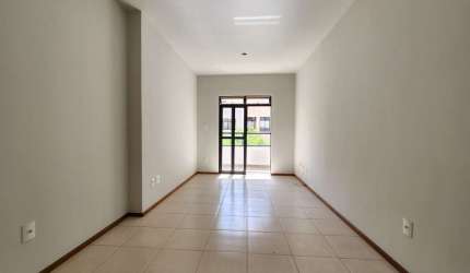 Apartamento de 3 quartos com suíte, garagem e elevador no Bairro Santa Helena
