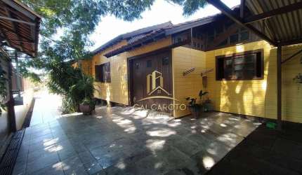 Casa com 3 dormitórios à venda, 172 m² por R$ 385.000,00 - Formosa - Alvorada/RS