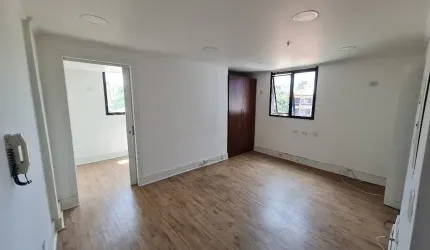 SALA COMERCIAL EM SANTANA