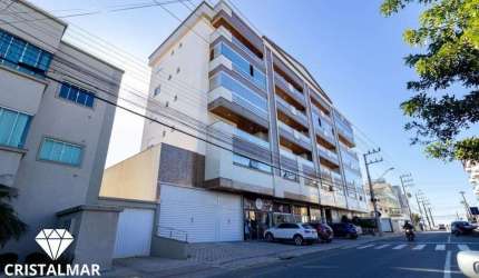 Lindo Apartamento a 100 metros do Mar.. Praia de Bombas.. Móveis Planejados..