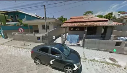 Terreno no Centro de Bombinhas 742 m².. para Investidor..