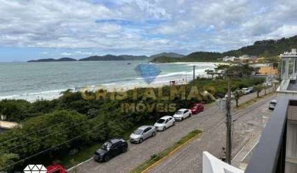 Cobertura Duplex Mobiliada com 3 Suítes e Vista Mar – 4 ilhas, Bombinhas