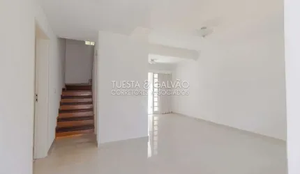 Casa em condomínio fechado com 3 quartos à venda na Rua Vinte e Quatro de Maio, 2408, Rebouças, Curitiba, 131 m2 por R$ 690.000
