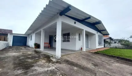 Casa com 4 quartos à venda na 21 De Abril, 77, Glória, Osório, 180 m2 por R$ 450.000