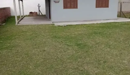 Casa com 2 quartos à venda na São Jerônimo, 1395, Praia Do Magistério, Balneário Pinhal, 30 m2 por R$ 150.000