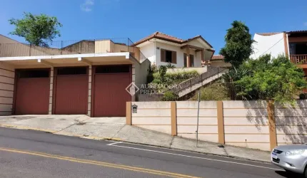 Casa com 4 quartos à venda na Frei Rogério, 171, 1223, Centro, Porto União, 950 m2 por R$ 1.980.000