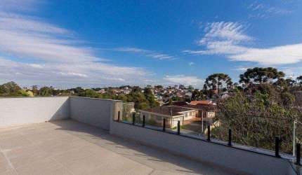 Sobrado Triplex Abranches
