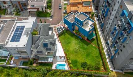 Terreno em condominio Bairro Campo Comprido