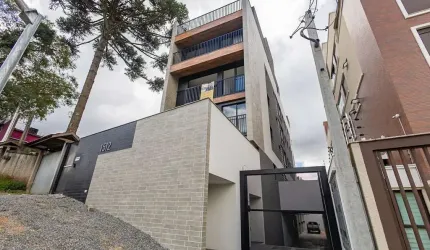 Apartamento com 3 quartos no Mercês
