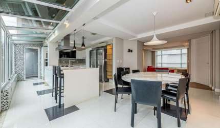 Casa Residencial de 3 quartos no bairro Mossunguê
