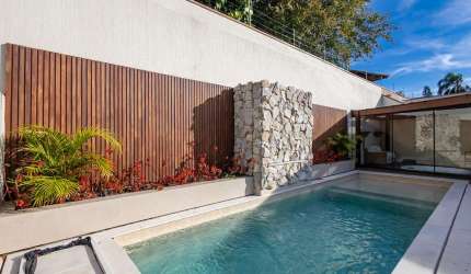 Casa no Ahú Maravilhosa! Baixou o Preço de R$2900.00,00 por R$2.500.000,00