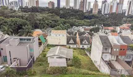 Terreno a venda no Mossunguê