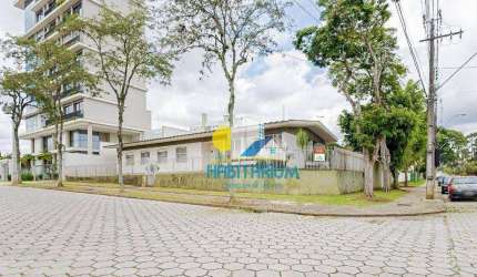 Casa a venda no Cristo Rei residencial ou comercial 3 salas amplas, 5 dorm, 5 vagas