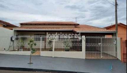 Casa à venda 3 Quartos, 2 Vagas, Jacomo Violin, Londrina - PR