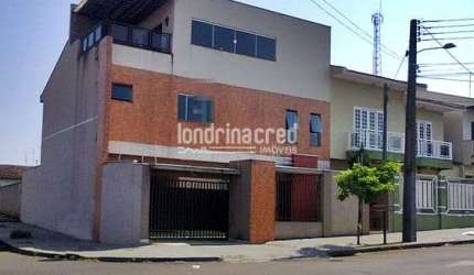 Casa à venda 3 Quartos, 2 Suites, 3 Vagas, 139M², Centro, Arapongas - PR