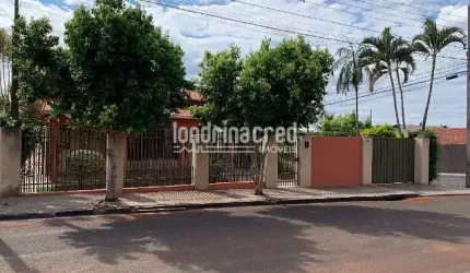 Casa à venda 4 Quartos, 1 Suite, 6 Vagas, 711M², Vila Romana, Ibiporã - PR