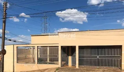 Casa à venda 3 Quartos, 6 Vagas, 355M², Conjunto Parigot de Souza 3, Londrina - PR
