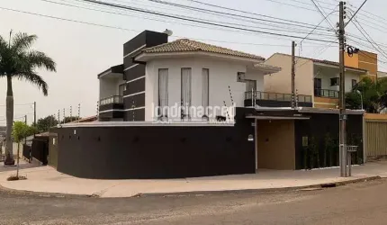 Excelente Sobrado no Jardim Itália, Cambé: 3 Quartos (1 Suíte Luxuosa), 3 Banheiros, Sacada, Churra