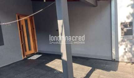 Casa no Jardim Santa Alice: 3 Quartos, Suíte, Sala, Cozinha, 2 Vagas de Garagem em 125m² de Terreno